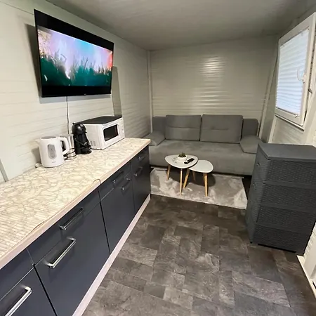 Apartment Mobile T&n - Camp Velenje